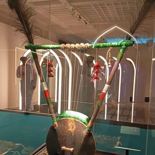 Musical instrument that represents maritime history